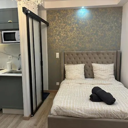 Royale Entre Paris Disney Apartamento Noisy-le-Grand